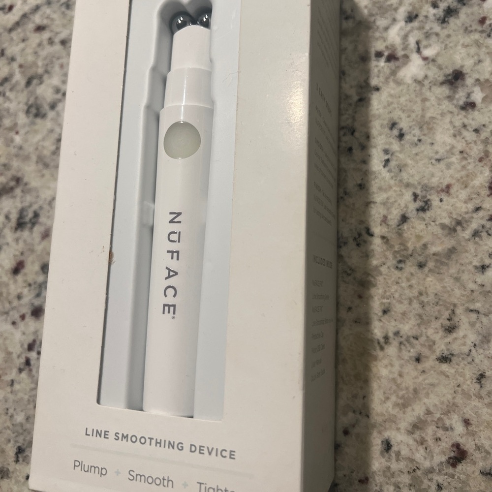 Nuface Fix line smoothing facial device NEW in package